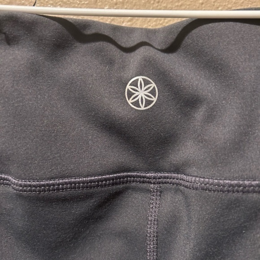Gaiam Cropped‎ Leggings - Picture 3 of 6
